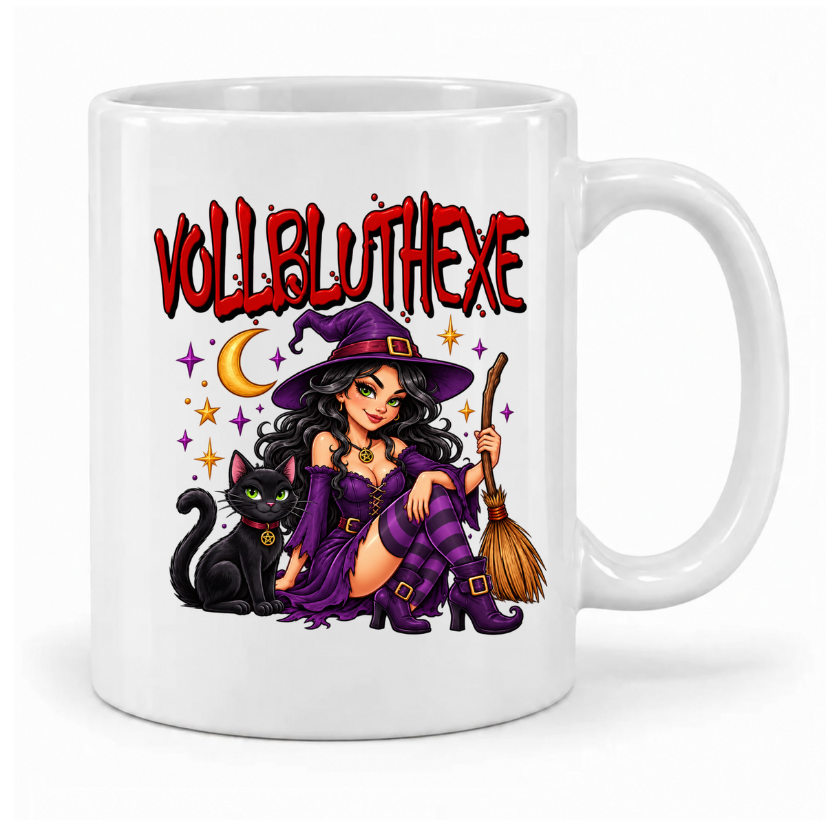 Weiße Tasse „Vollbluthexe“ mit Hexe in Violett, schwarzer Katze, Besen, Mond und Sternen, Griff rechts